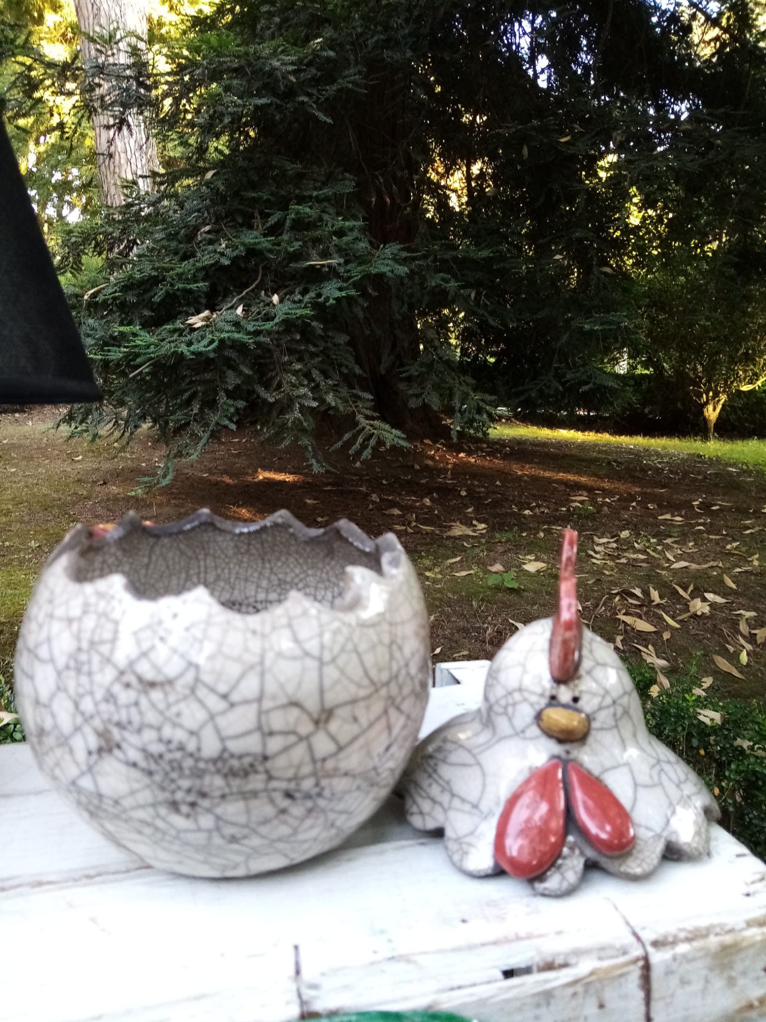 babb5697-dad0-4f50-9240-ee136bb81c16 gallina porta biscotti in ceramica raku